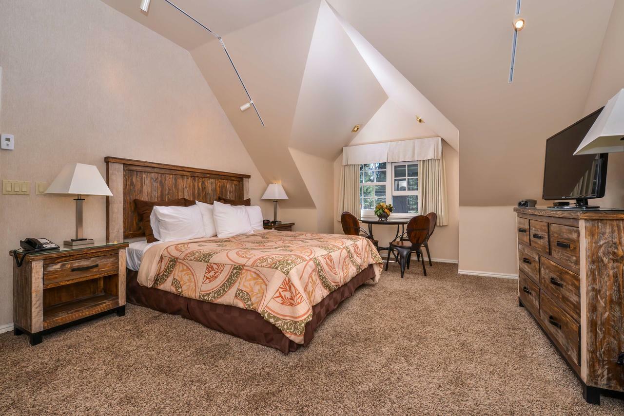 Station House South Tahoe, By Oliver 3*